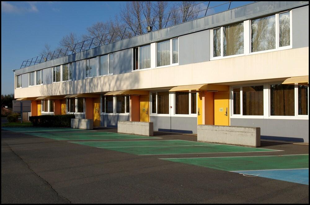 Hotel Premiere Classe Lyon Nord 2*